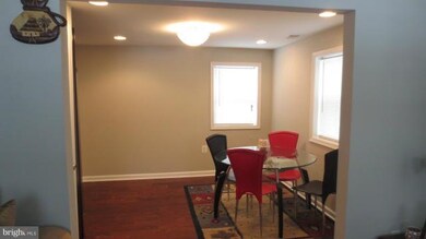 4906 Manor Dr, Oxon Hill, MD 20745 - photo 3