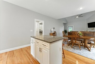 6 Saint Andrews Way unit 6, West Springfield, MA 01089 - photo 7