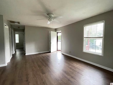 70 Madison St, Cadiz, KY 42211 - photo 7