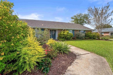 4712 W Quail Hollow Dr, Lake Charles, LA 70605 - photo 2