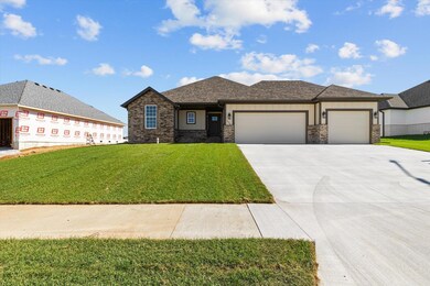 1056 Gettysburg Loop, Republic, MO 65738 - photo 2