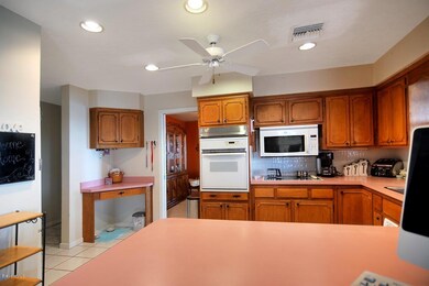kitchen (2)