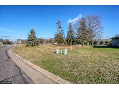 2364 Saint Andrews Dr, Altoona, WI 54720 - photo 5