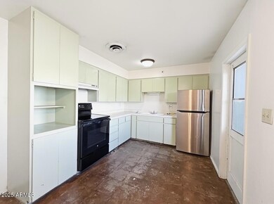 513 E Hatcher Rd unit 9, Phoenix, AZ 85020 - photo 2