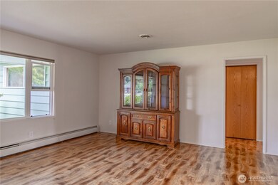 1651 SW Snively Ave, Chehalis, WA 98532 - photo 5