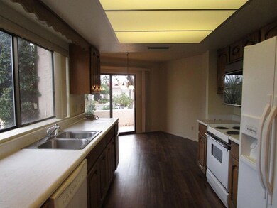 Kitchen & Breakfast Nook
