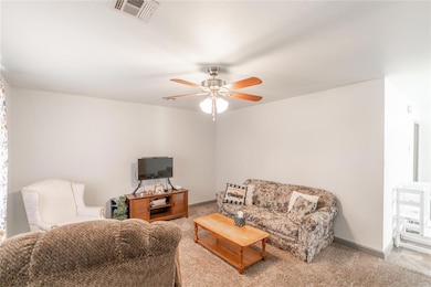 620 S Ash St, Guthrie, OK 73044 - photo 6