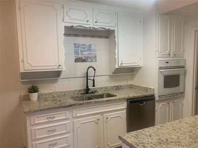 1417 Simpson Dr, Hurst, TX 76053 - photo 4