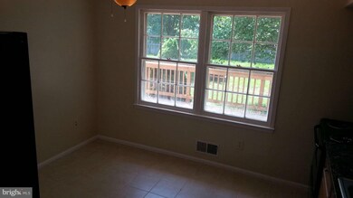 9519 Bonair Dr, Manassas, VA 20109 - photo 7