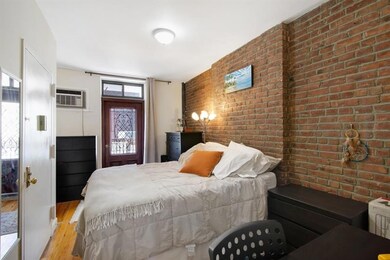 unlisted-address, Brooklyn, NY 11201 - photo 3