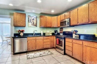 Spacious kitchen area for the Chef!