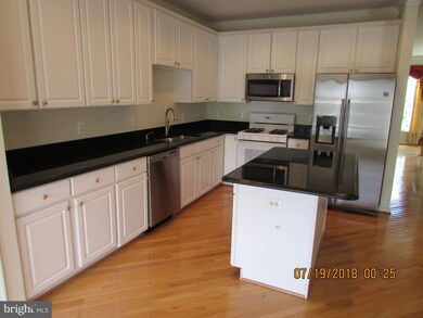 42809 Shaler St, Chantilly, VA 20152 - photo 5