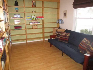 Studio/Study/Office
