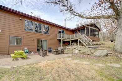 405 Bramble Ln, Brooklyn, WI 53521 - photo 3