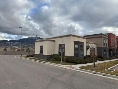 875 S Lincoln Ave unit 1 Bld 1, Cedar City, UT 84720 - photo 2