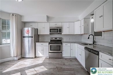 1405 Presidential Dr, Whitehall, PA 18052 - photo 6