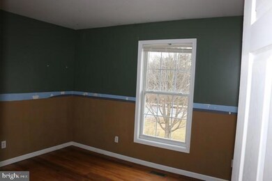 8953 Willowdale Rd, Greencastle, PA 17225 - photo 5