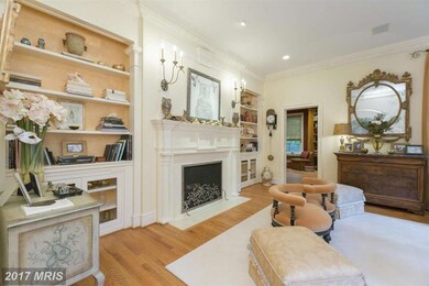 8617 Country Club Dr, Bethesda, MD 20817 - photo 3