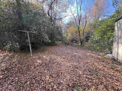 602 S Leesburg St, Hartsville, SC 29550 - photo 5