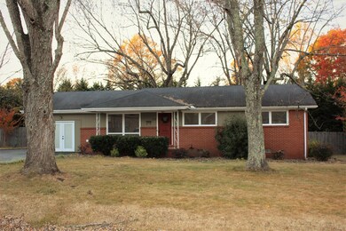 903 Sycamore Dr, Manchester, TN 37355 - photo 2