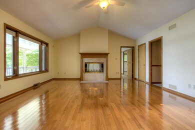 Great Room_002