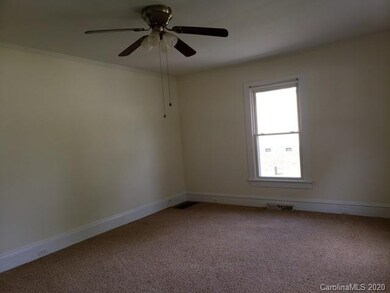 206 Corban SE - Living Room