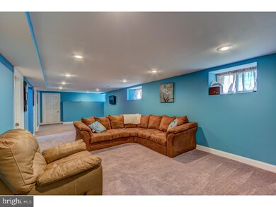 1202 2nd Ave, Folsom, PA 19033 - photo 3