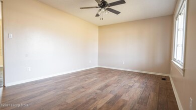 279 Dogwood Dr, Mount Washington, KY 40047 - photo 5