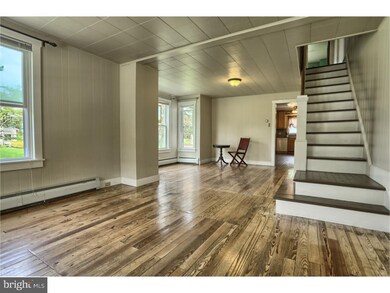 41 Brumbach St, Reading, PA 19606 - photo 2