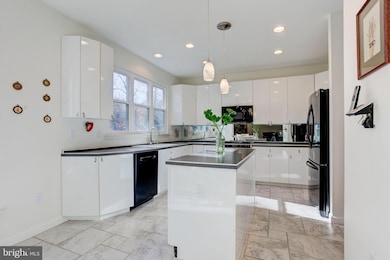 2747 Omisol Rd, Woodbridge, VA 22192 - photo 4