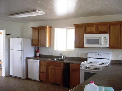 6 Kitchen Main