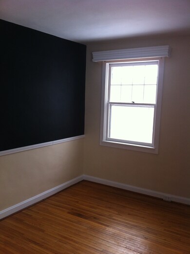 27W199 Bauer Rd, Naperville, IL 60563 - photo 5