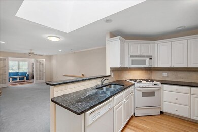 32 William Onthank Ln, Southborough, MA 01772 - photo 5