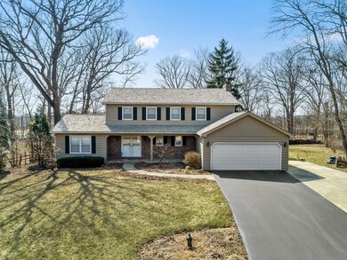 5N092 Oak Ct unit 1, Saint Charles, IL 60175 - photo 2