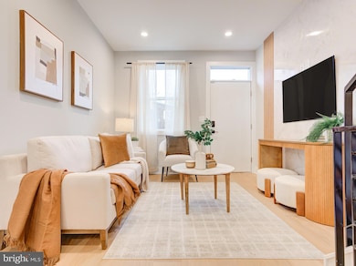 1702 N Orianna St, Philadelphia, PA 19122 - photo 6