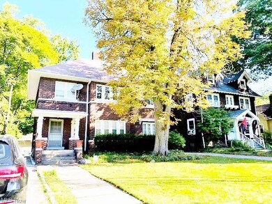 3345 Euclid Heights Blvd, Cleveland, OH 44118 - photo 2