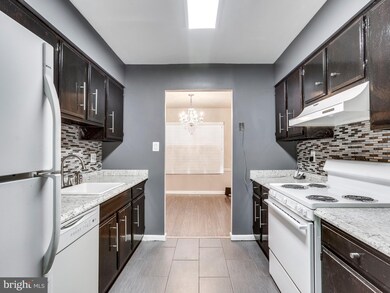 6931 Cipriano Woods Ct, Lanham, MD 20706 - photo 3