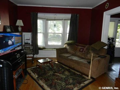 Living Room 1st floor apt