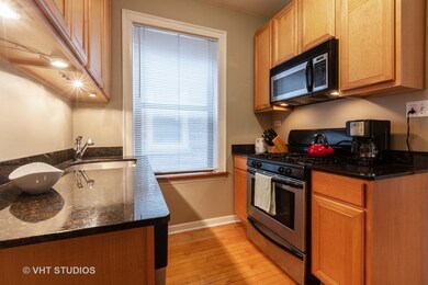 2225 W Ainslie St unit 3, Chicago, IL 60625 - photo 6