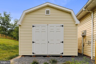 96 Woodbrier, Berkeley Springs, WV 25411 - photo 7