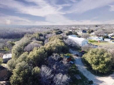 1090 Sterling Ln, Azle, TX 76020 - photo 2