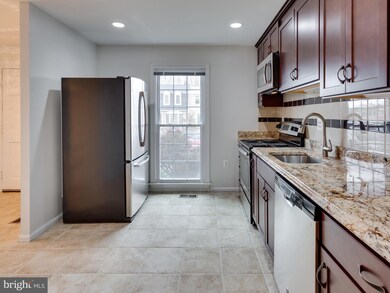 2961 Cashel Ln, Vienna, VA 22181 - photo 7