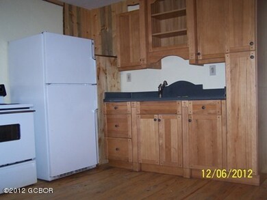 apt2 kitchen