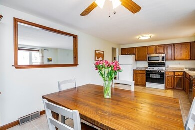 22 Lawler Dr, Easthampton, MA 01027 - photo 4