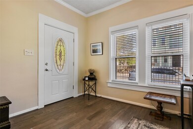 832 E 26th St, Houston, TX 77009 - photo 5