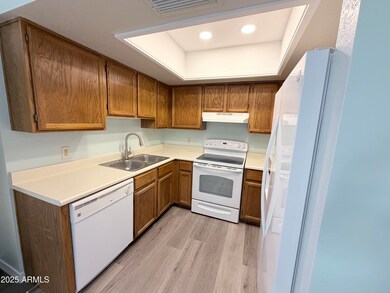 14220 N Galatea Dr unit B, Fountain Hills, AZ 85268 - photo 7