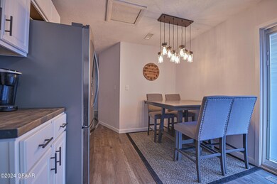 1615 11th Ave S, Grand Forks, ND 58201 - photo 6