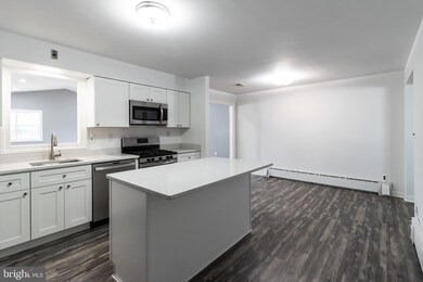 809 N Woodward Dr, Essex, MD 21221 - photo 5