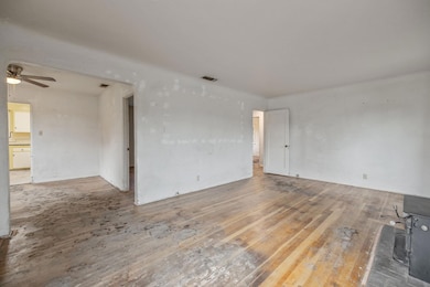 3021 E Simpson Ave, Fresno, CA 93703 - photo 6