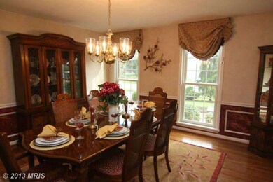 7824 Lonesome Pine Ln, Bethesda, MD 20817 - photo 5